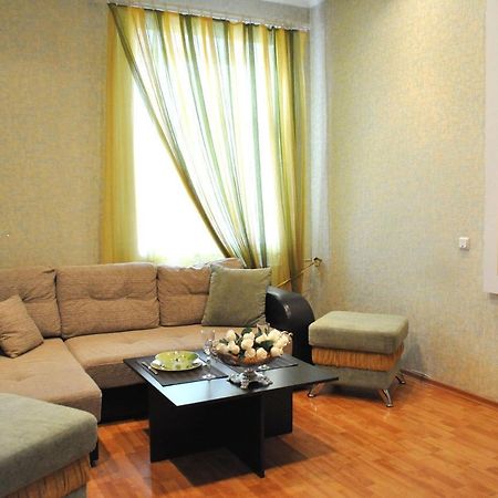 Apartment On Karbyshewa 1 Hrodna Exterior foto